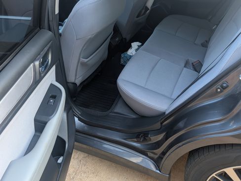 Used 2018 Subaru Legacy 2.5i Premium image 6