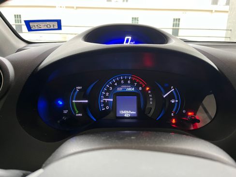 Used 2014 Honda Insight EX image 17