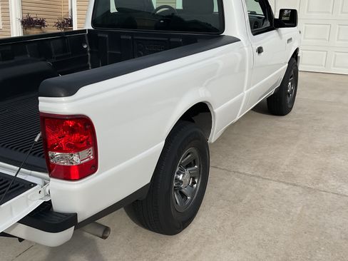 Used 2011 Ford Ranger XLT image 4