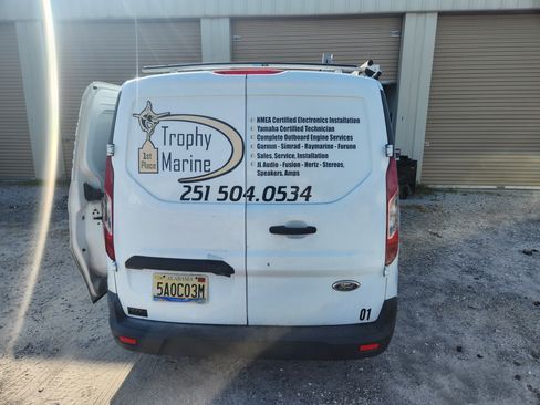 Used 2015 Ford Transit Connect XLT image 2