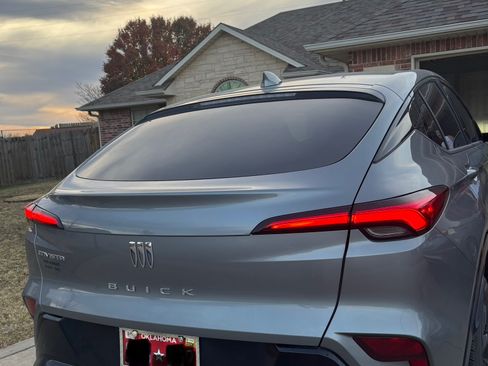 Used 2025 Buick Envista Sport Touring w/ Convenience I Package image 4