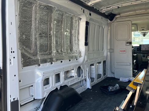 Used 2023 Ford E-Transit Medium Roof w/ Load Area Protection Package RWD image 11