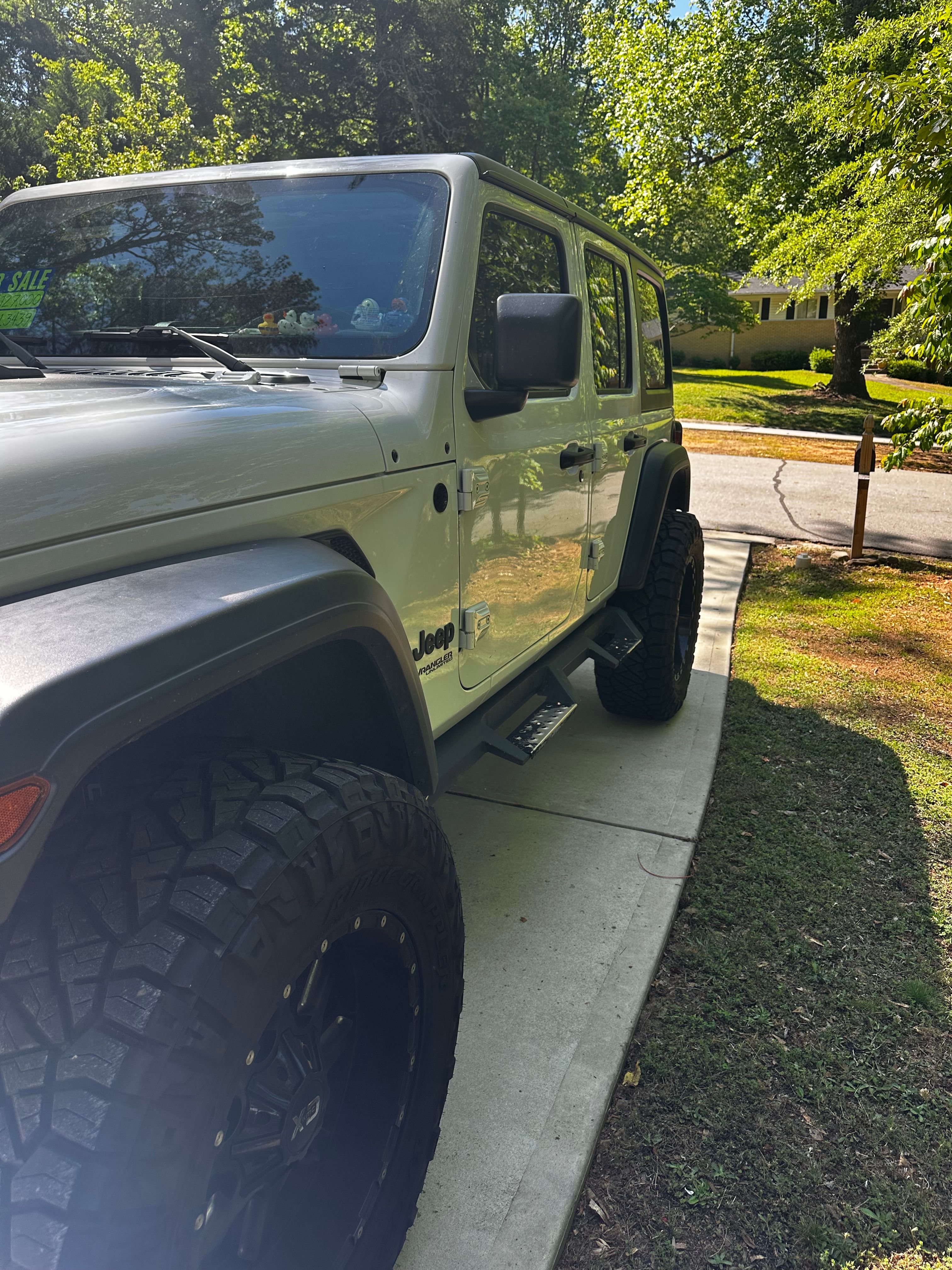 Used 2020 Jeep Wrangler Unlimited Sport AWD/4WD image 2
