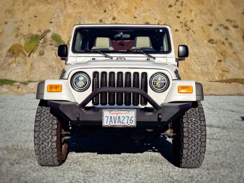 Used 2005 Jeep Wrangler Sport w/ 30" Tire & Wheel Group image 8