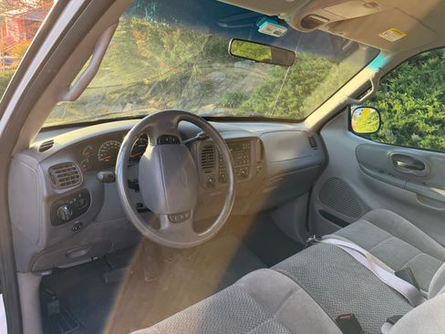 Used 2001 Ford F150 4x4 SuperCab image 13
