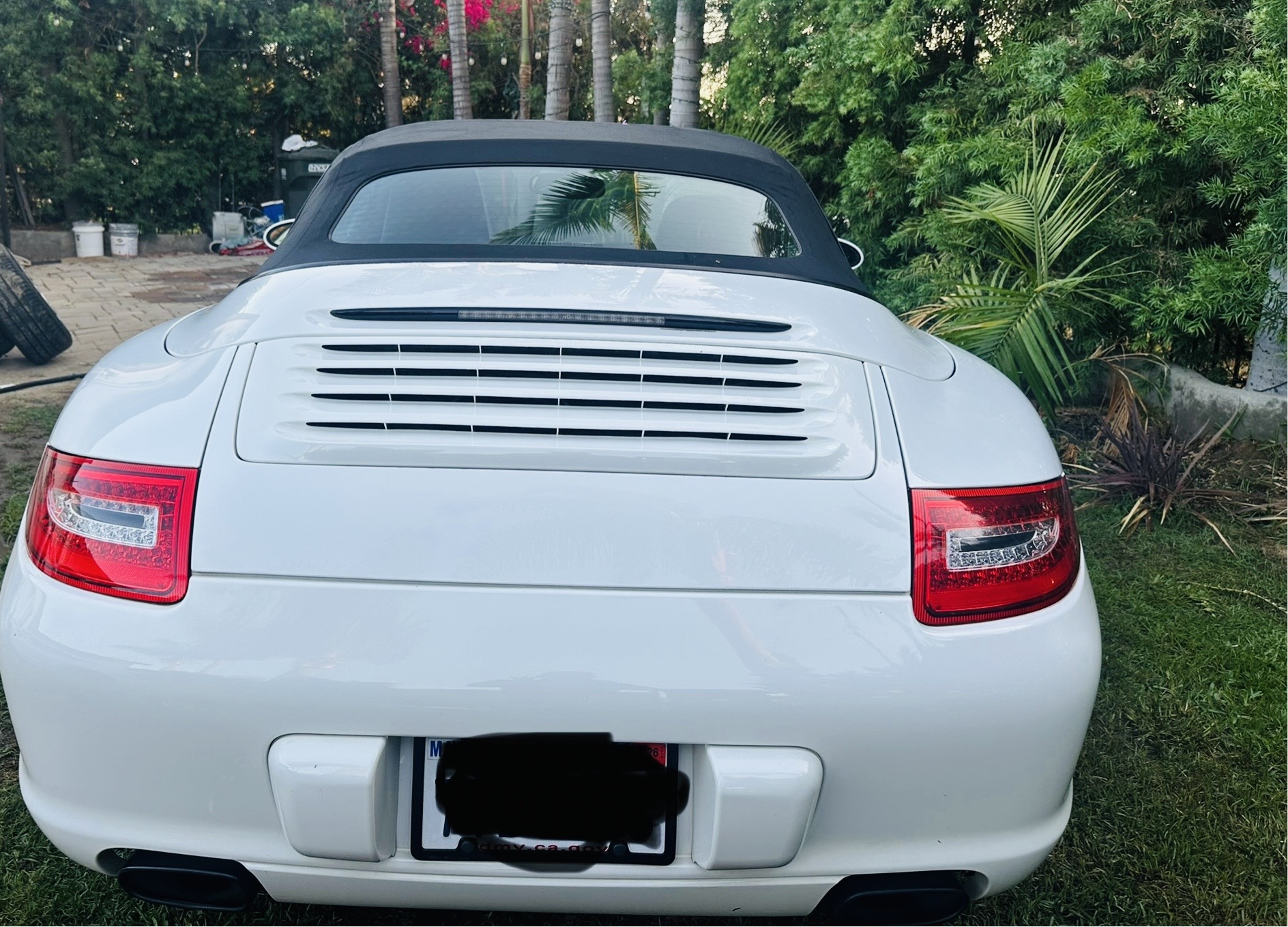 Used 2005 Porsche 911 Carrera RWD image 2