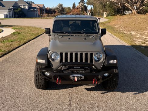 Used 2019 Jeep Wrangler Unlimited Sport S AWD/4WD image 2