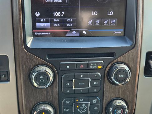 Used 2013 Ford F150 Lariat w/ Mid Equipment Group image 13