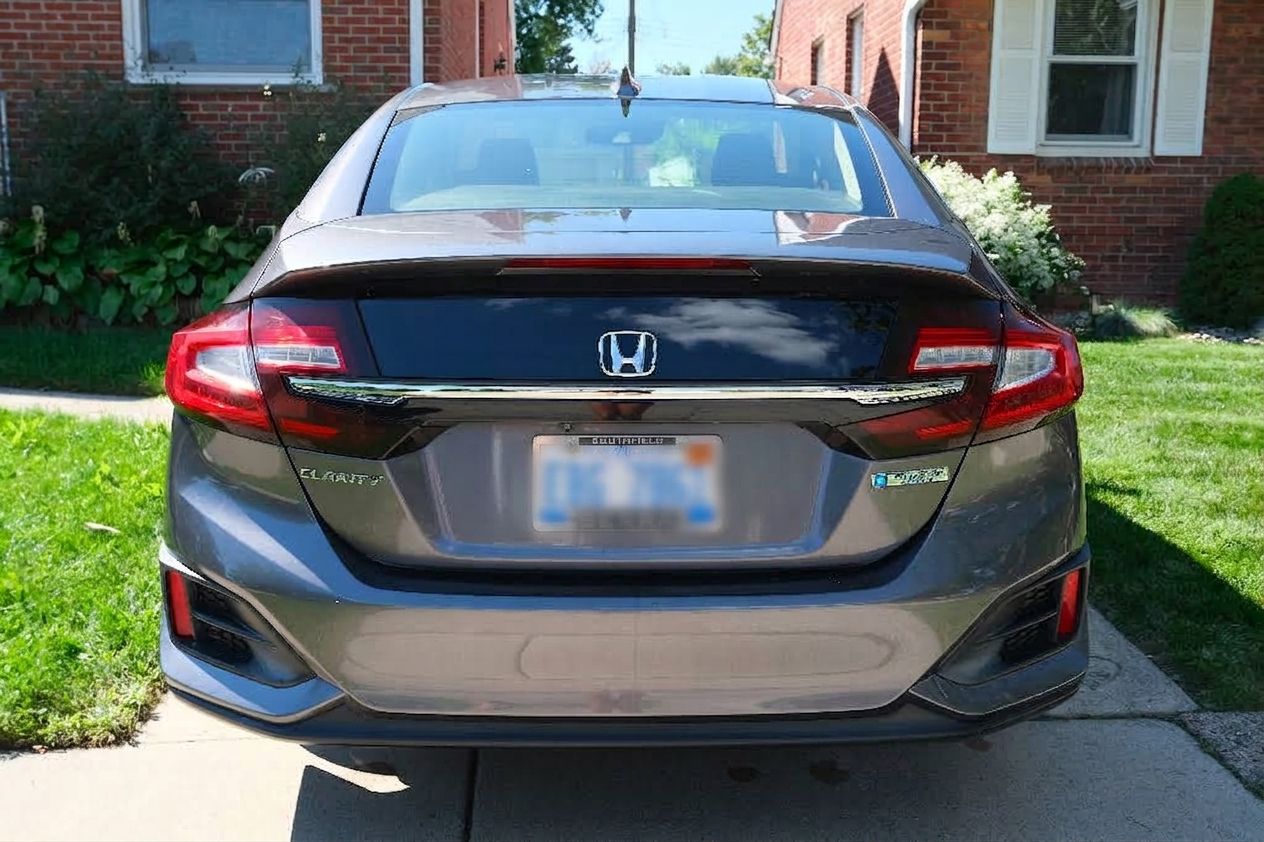 Used 2018 Honda Clarity Plug-In Hybrid image 6