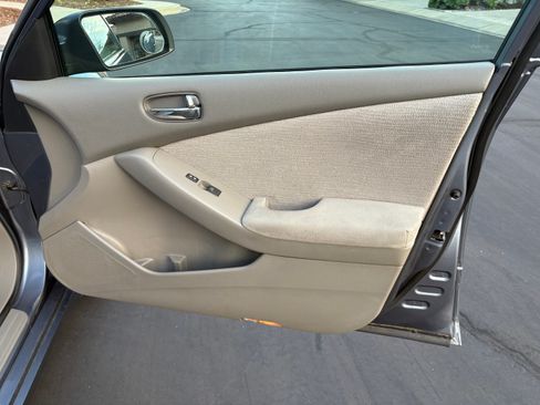 Used 2011 Nissan Altima 2.5 S w/ Convenience Pkg image 10