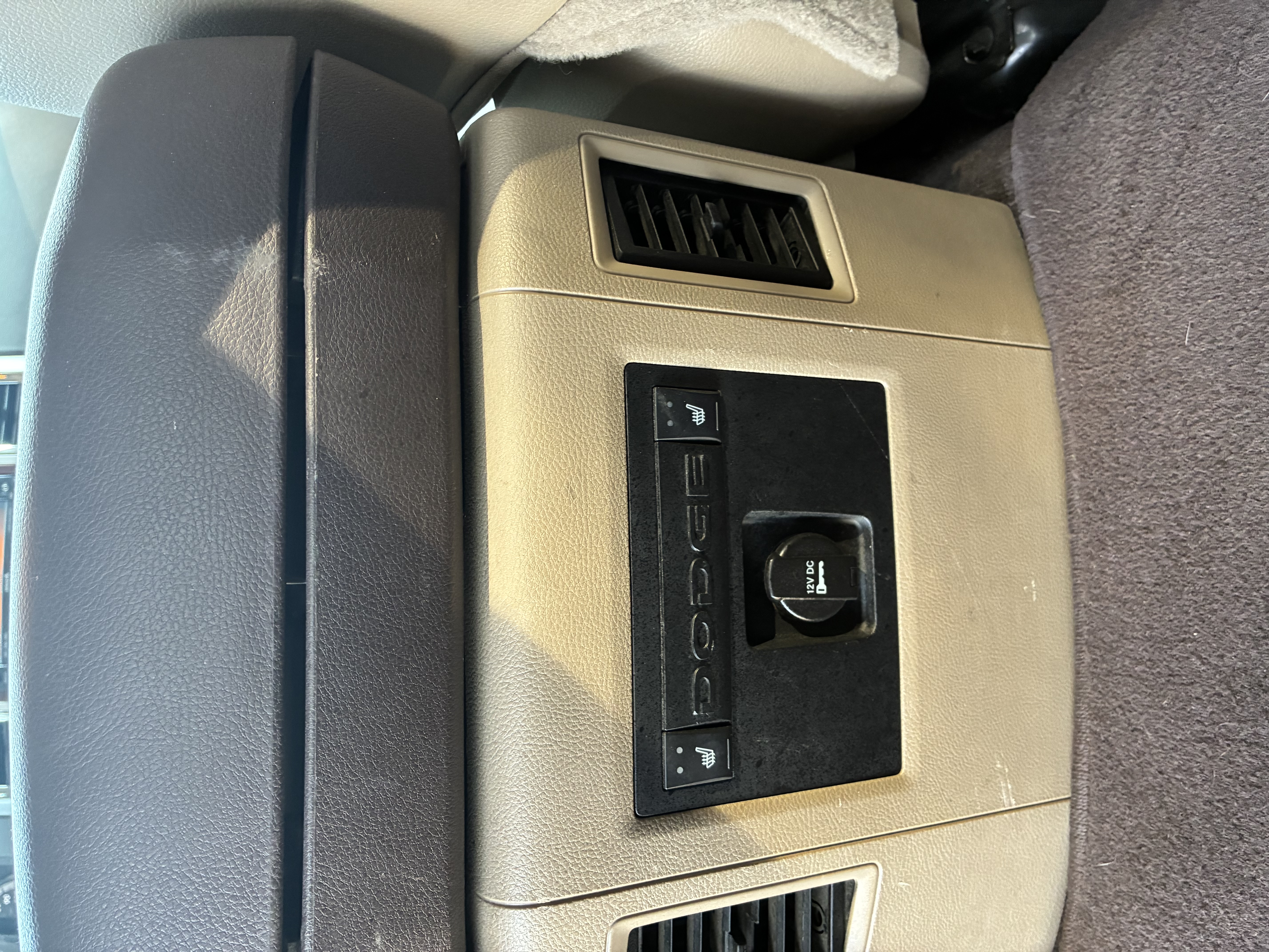 Used 2011 RAM 2500 Laramie AWD/4WD image 20