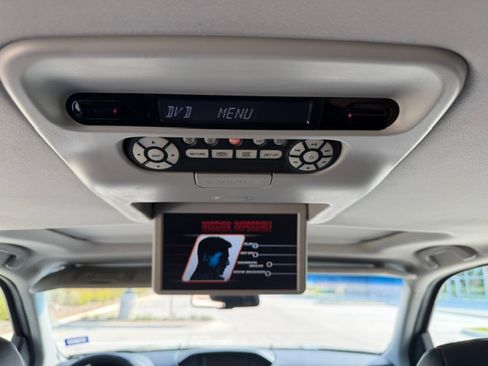 Used 2011 Honda Pilot Touring image 14