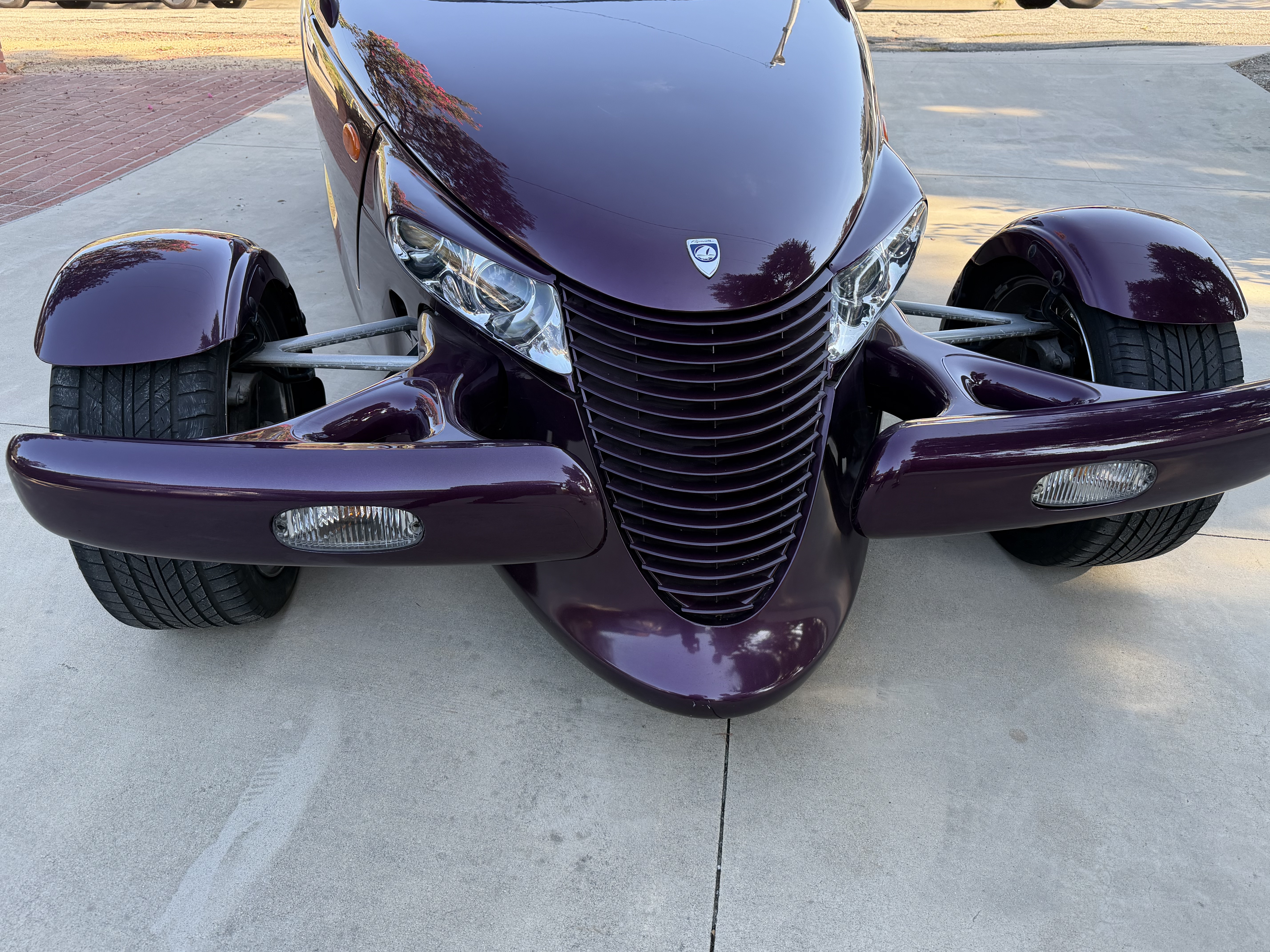 Used 1999 Plymouth Prowler RWD image 11