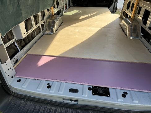 Used 2023 Ford Transit 250 148 High Roof Extended image 13