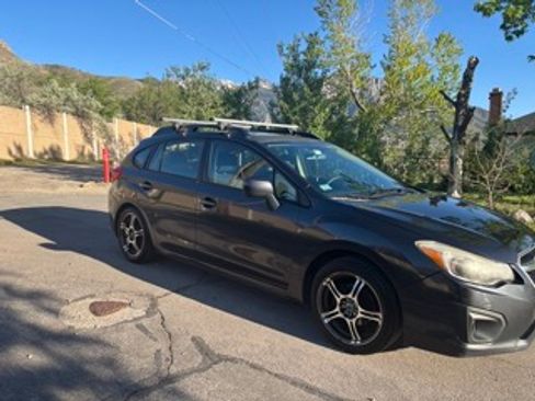 Used 2013 Subaru Impreza 2.0i Premium AWD/4WD image 5
