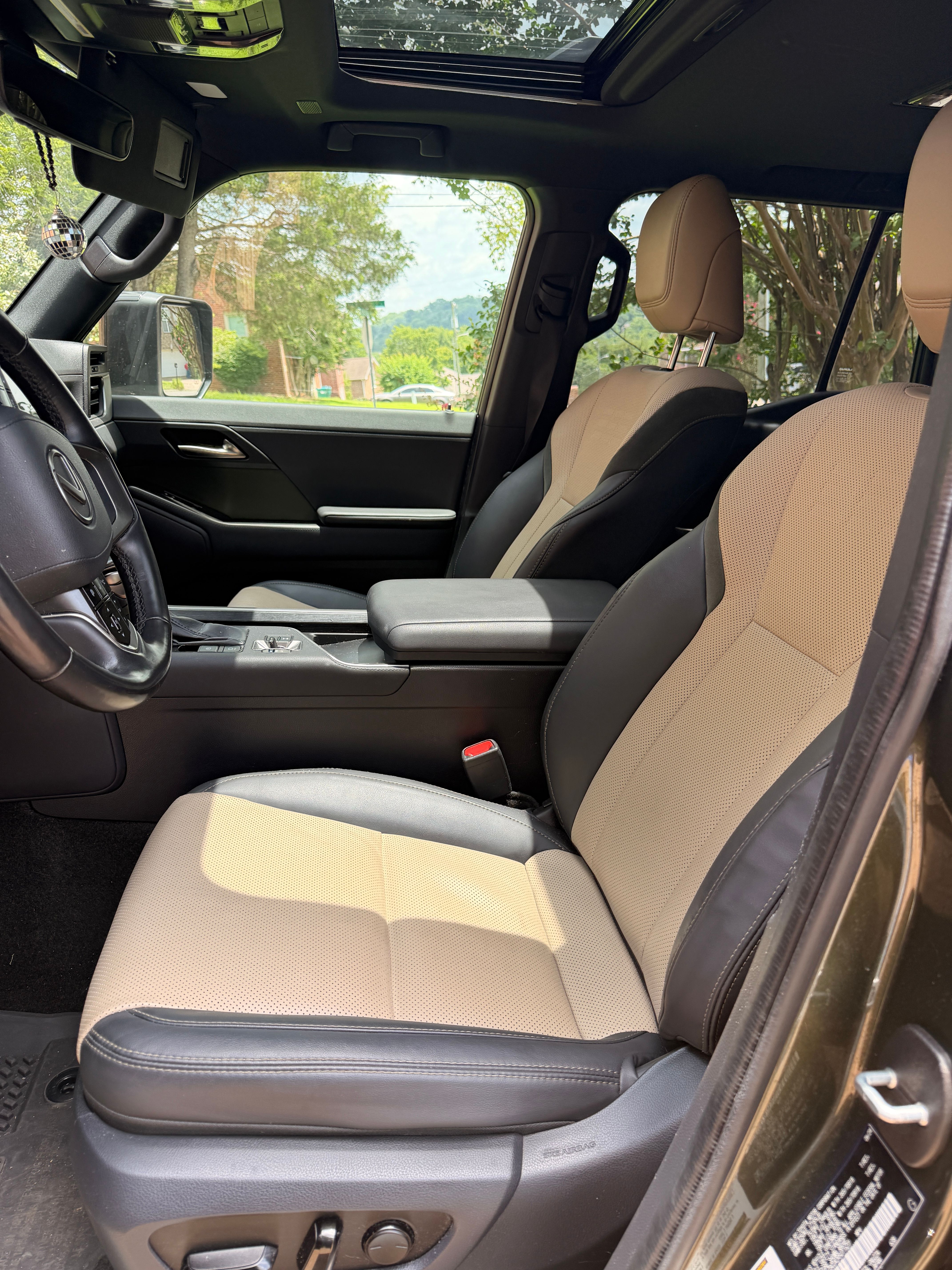Used 2024 Lexus GX 550 AWD/4WD image 8