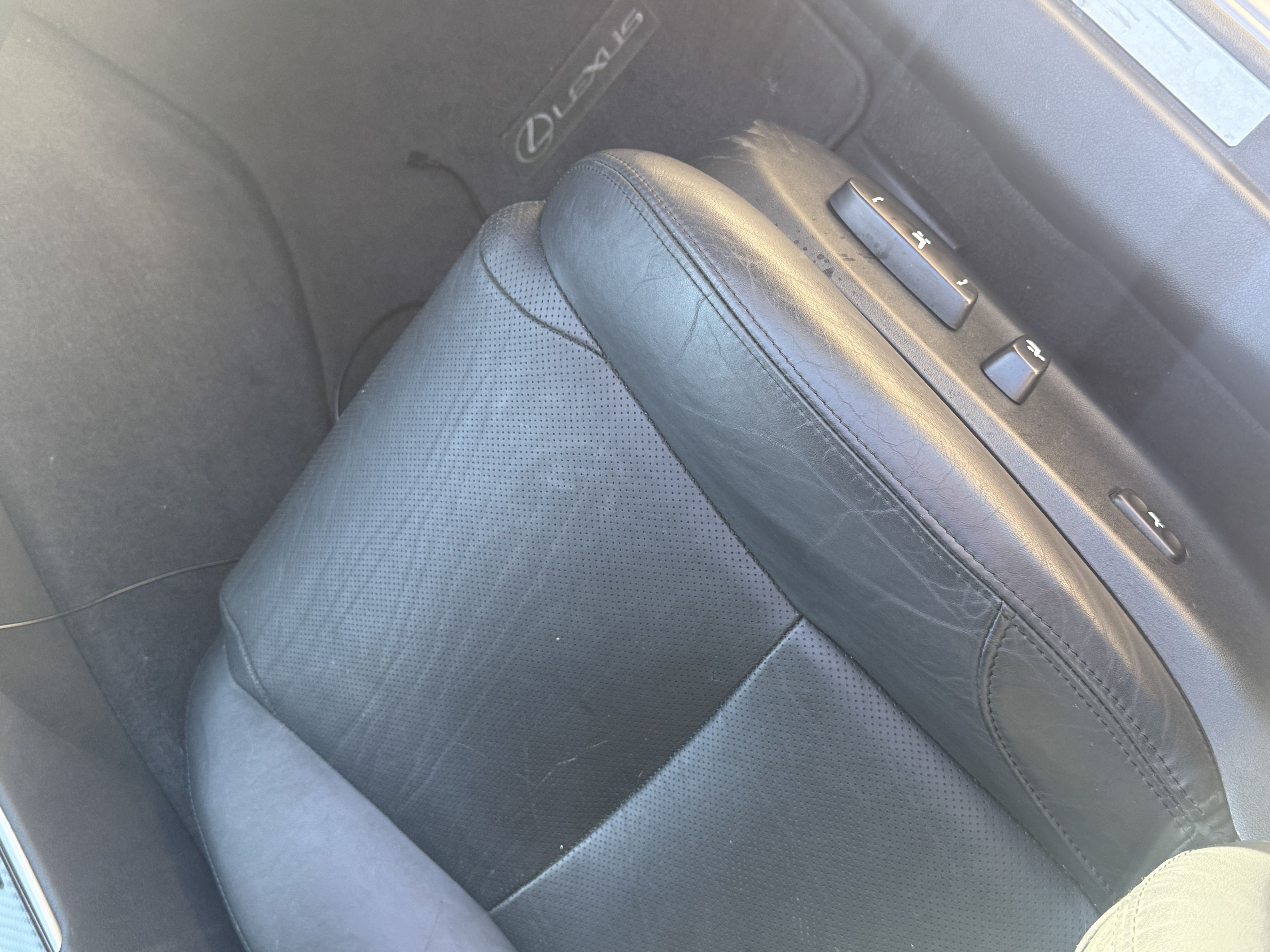 Used 2006 Lexus IS 350 RWD image 21
