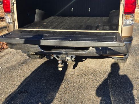 Used 2010 Toyota Tundra SR5 image 5