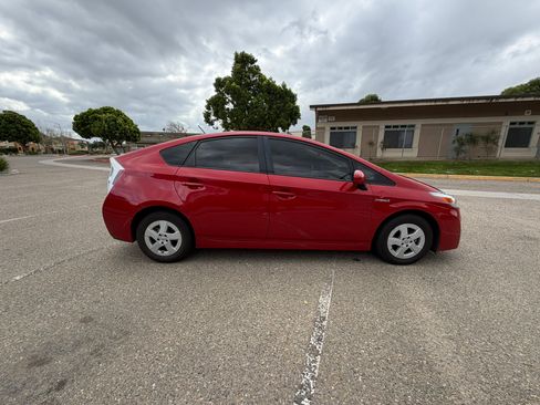 Used 2010 Toyota Prius Two image 8
