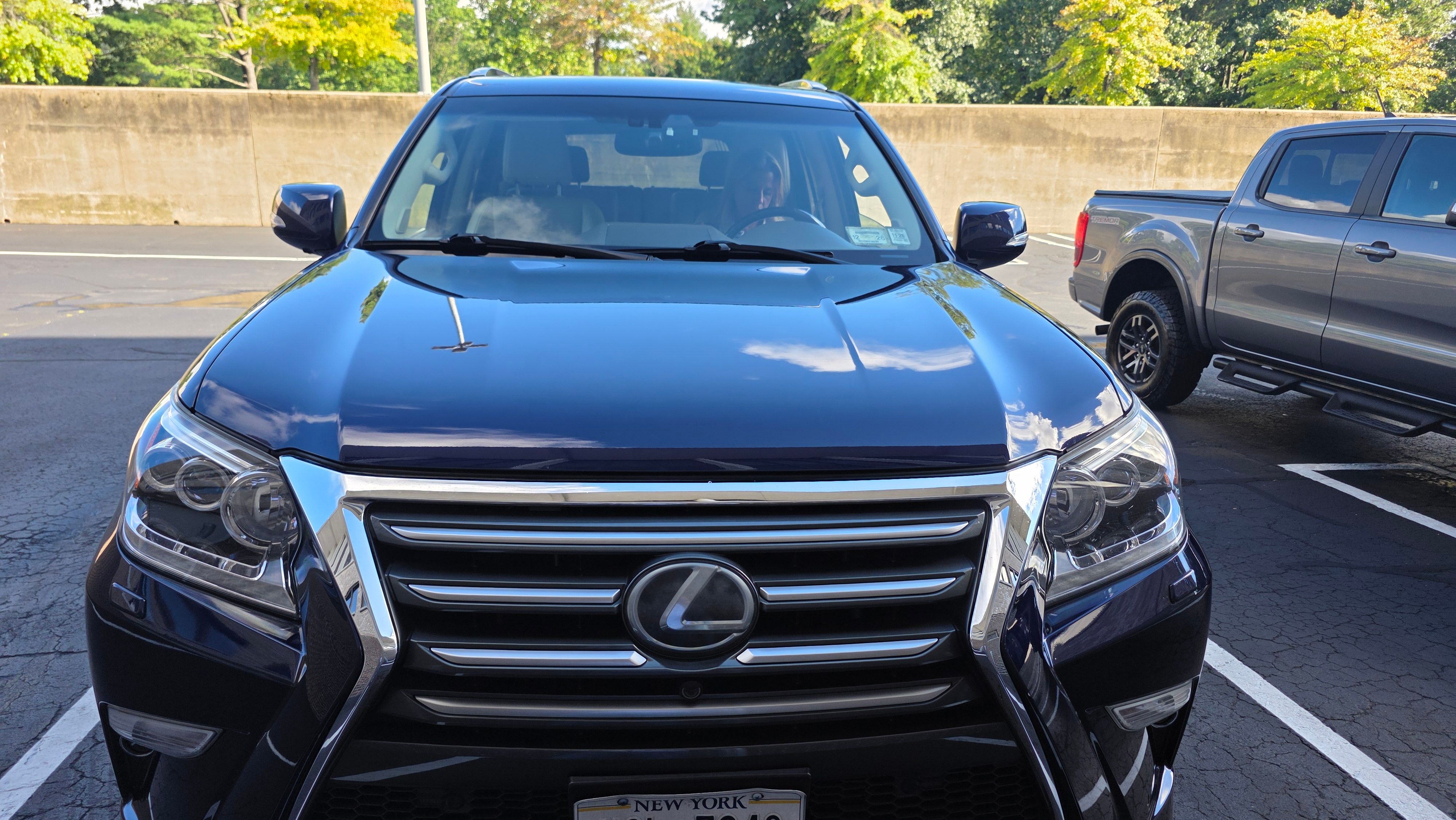 Used 2017 Lexus GX 460 Luxury AWD/4WD image 5