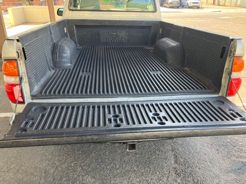 Used 2004 Toyota Tacoma 2WD Regular Cab w/ Enhancement Pkg image 8