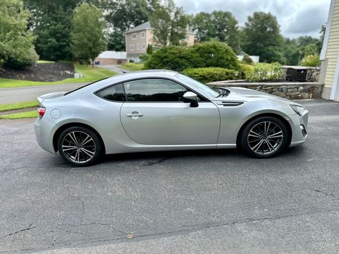 Used 2013 Scion FR-S RWD image 6