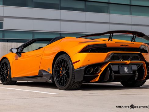 Used 2017 Lamborghini Huracan LP 610-4 image 16