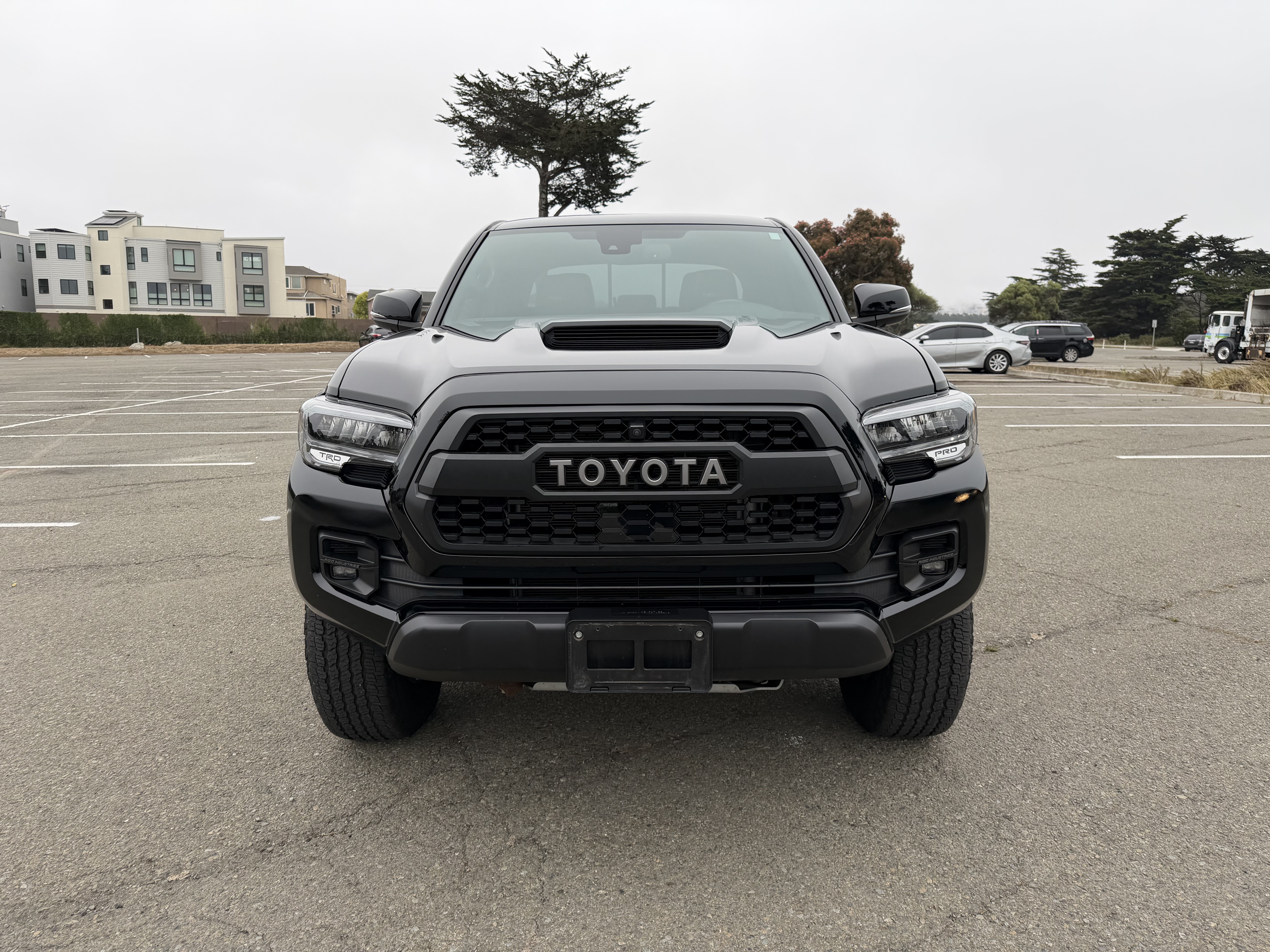 Used 2022 Toyota Tacoma TRD Pro AWD/4WD image 2