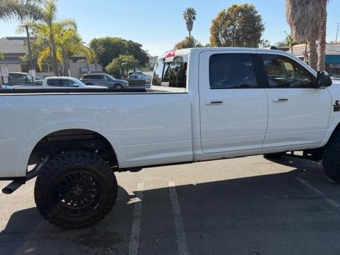 Used 2019 RAM 2500 Laramie image 24