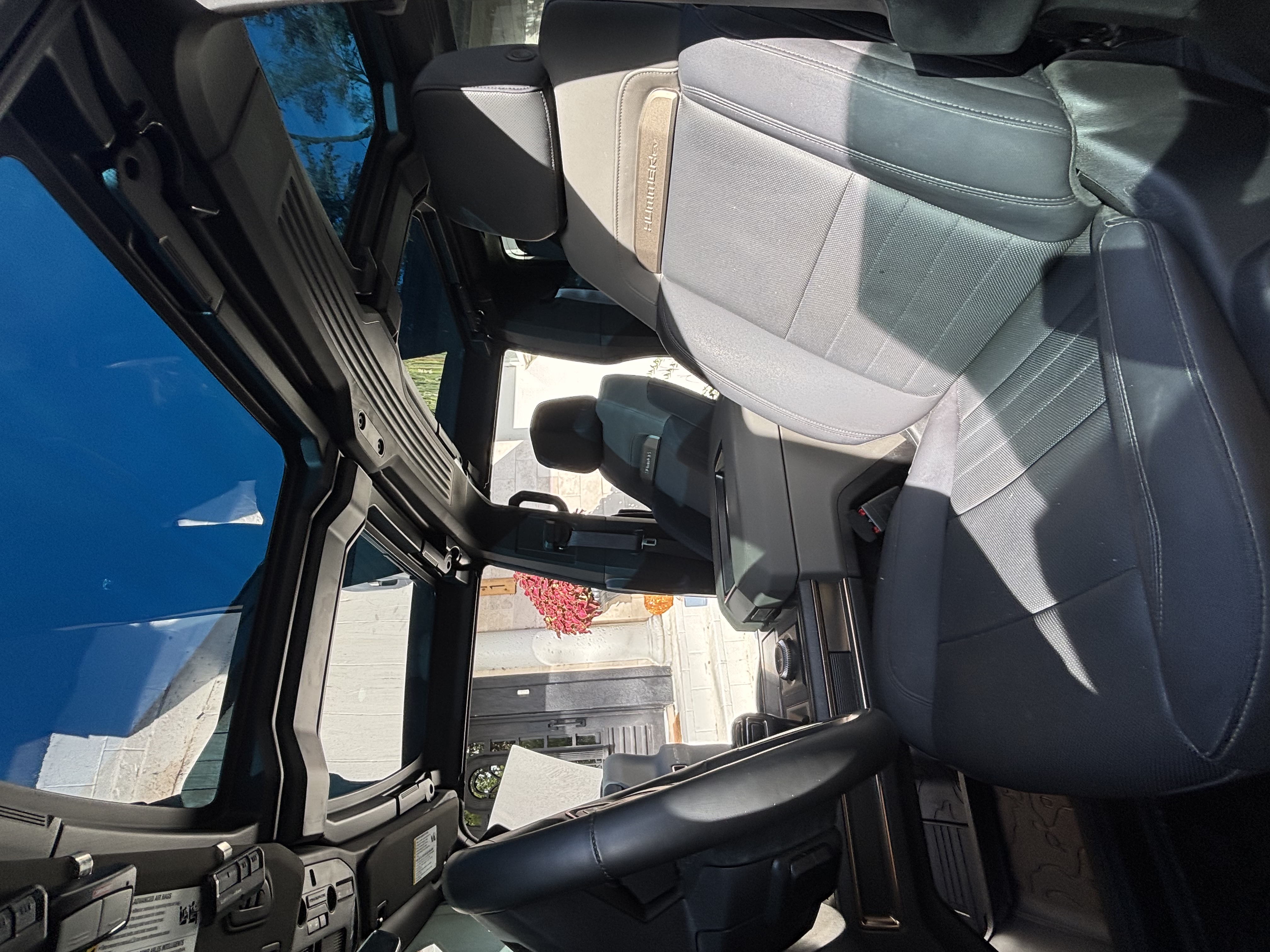 Used 2025 GMC Hummer EV 2X AWD/4WD image 14
