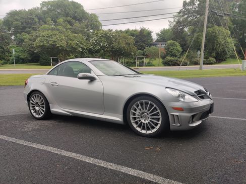 Used 2007 Mercedes-Benz SLK 55 AMG image 12