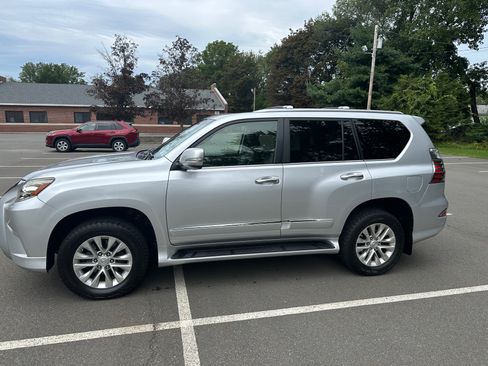 Used 2015 Lexus GX 460 w/ Premium Package AWD/4WD image 1
