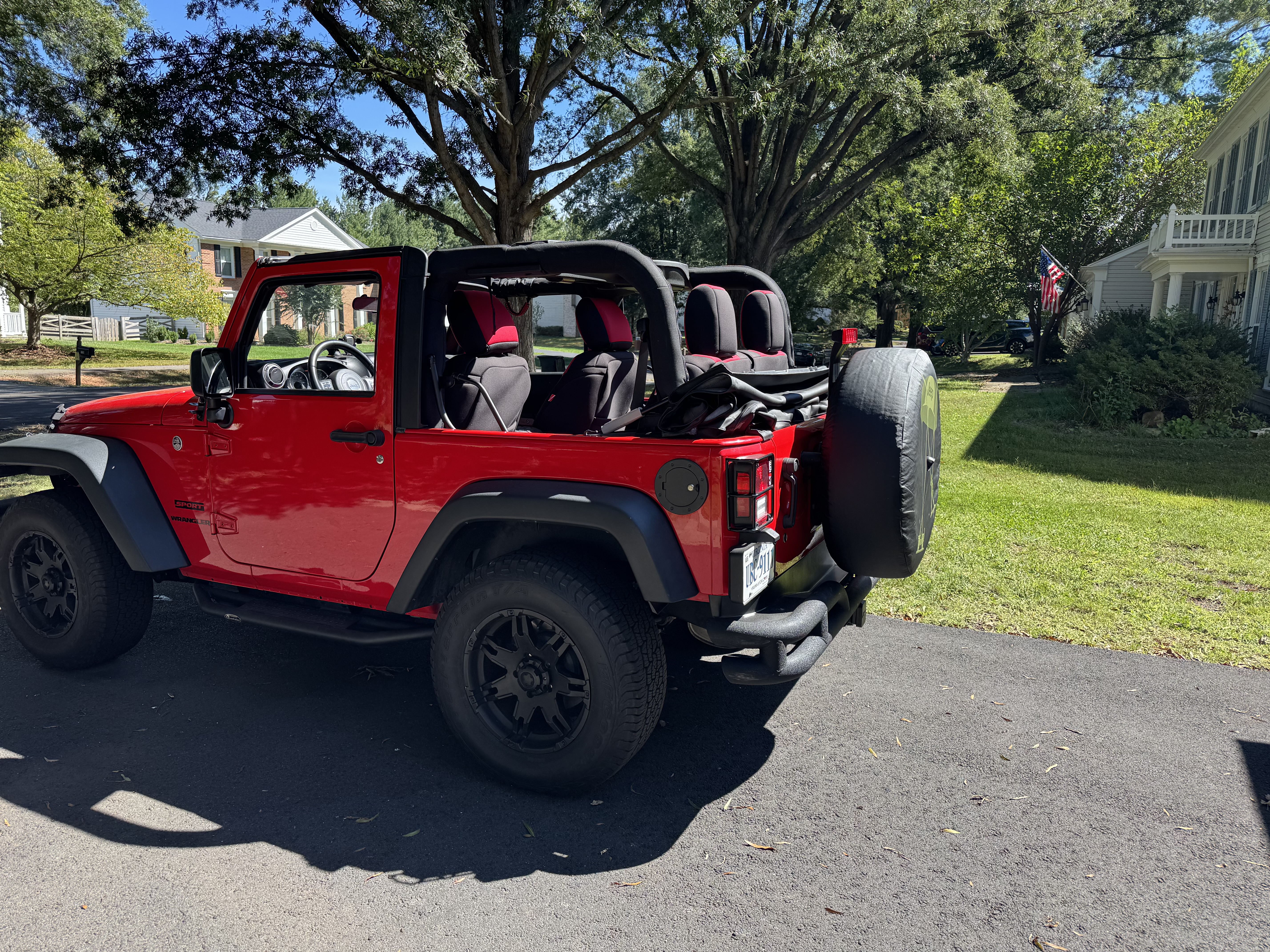 Used 2017 Jeep Wrangler Sport w/ Connectivity Group AWD/4WD image 11
