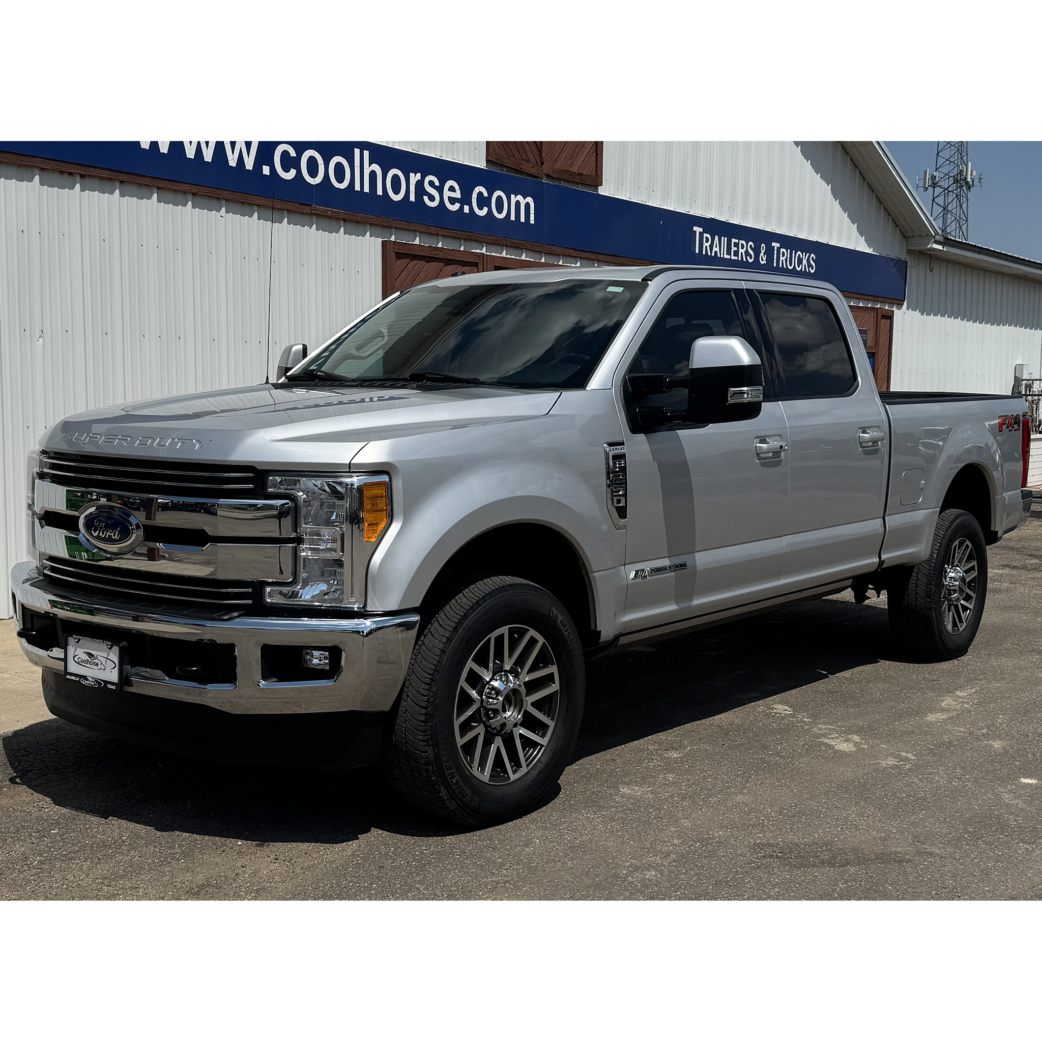 Used 2017 Ford F250 Lariat w/ Lariat Ultimate Package AWD/4WD image 1