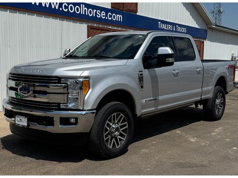 Used 2017 Ford F250 Lariat w/ Lariat Ultimate Package image 1