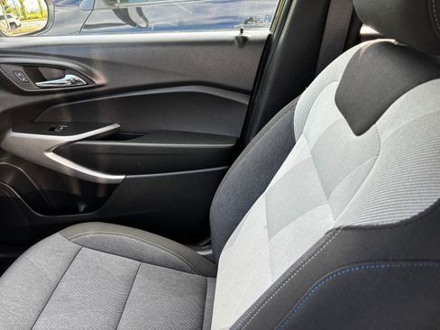 Used 2024 Chevrolet Trax LS w/ LS Convenience Package image 26