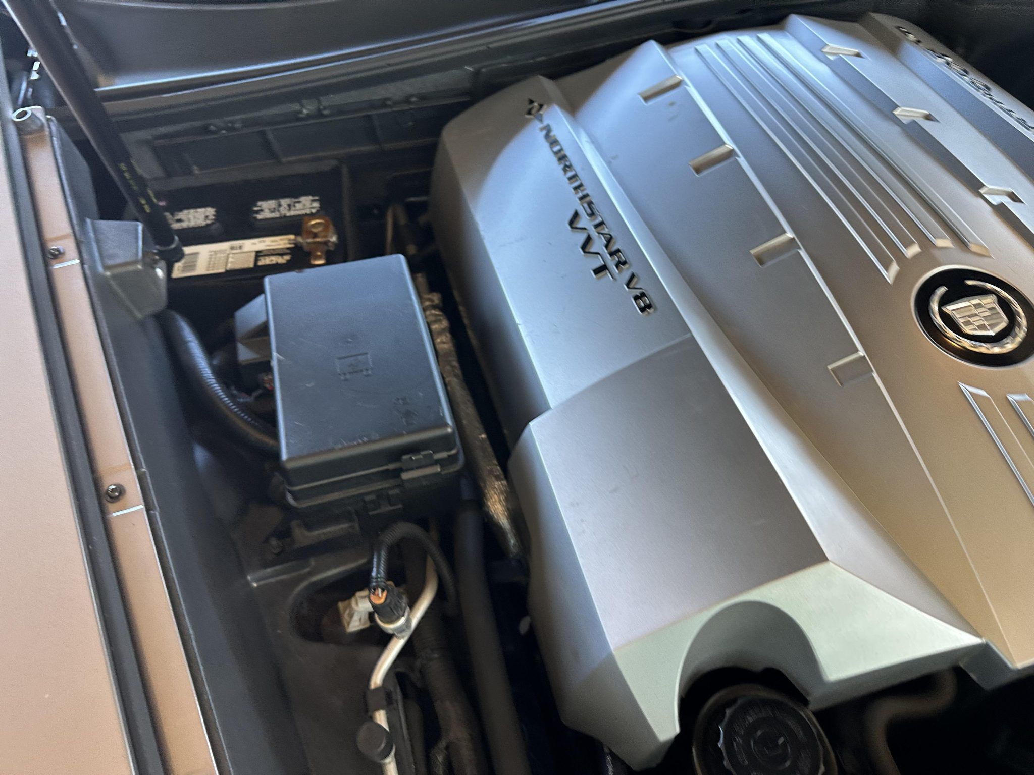 Used 2005 Cadillac XLR RWD image 25