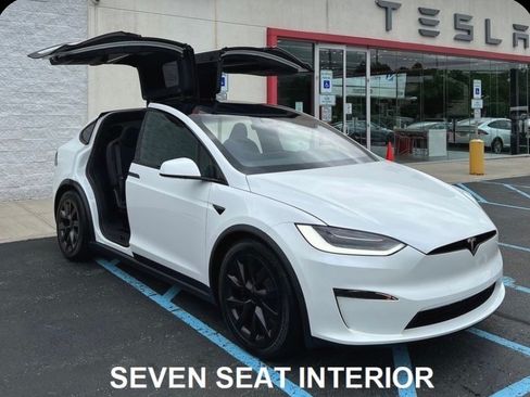 Used 2022 Tesla Model X image 1