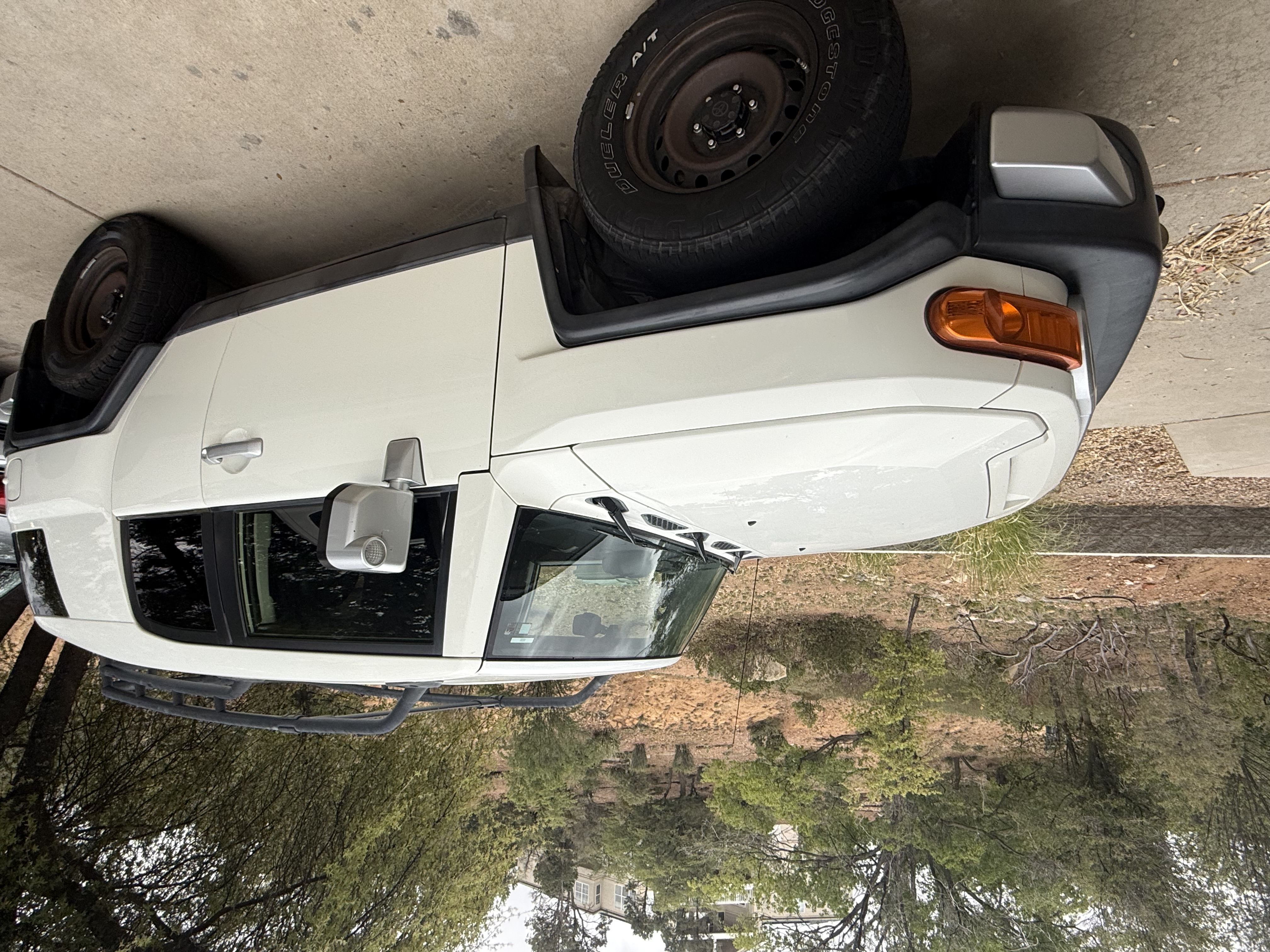 Used 2014 Toyota FJ Cruiser 4WD w/ Convenience Package image 1