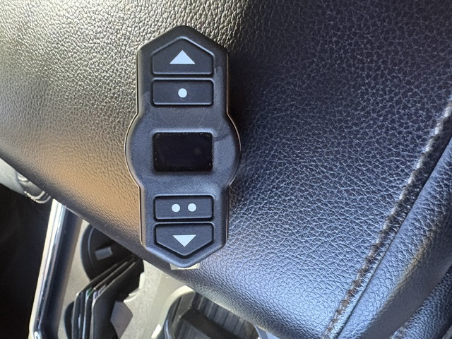 Used 2017 Ford F350 Lariat w/ Lariat Ultimate Package AWD/4WD image 15