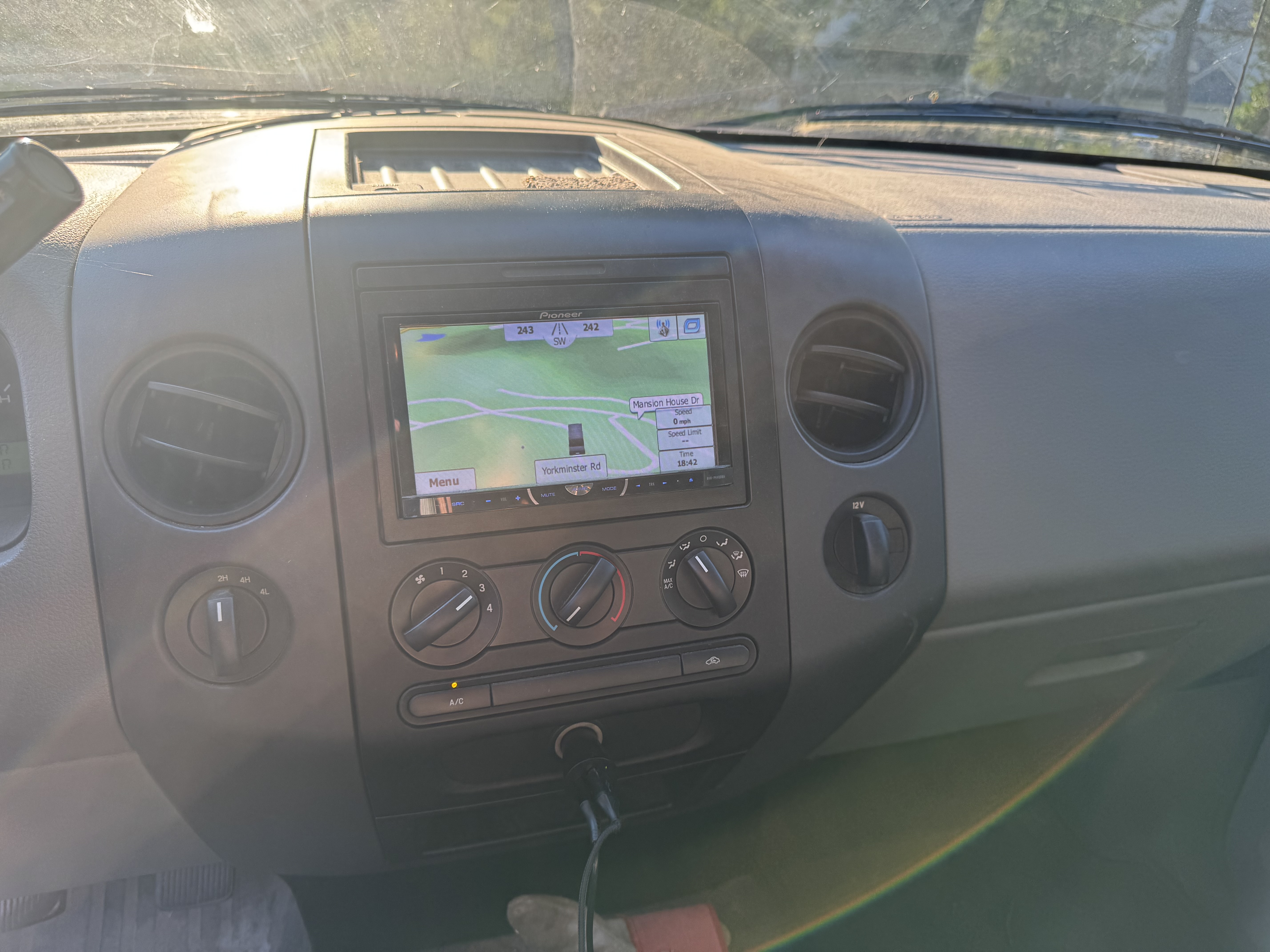Used 2007 Ford F150 STX AWD/4WD image 14