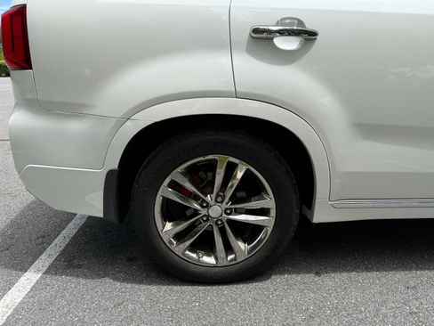 Used 2015 Kia Sorento SX AWD/4WD image 9