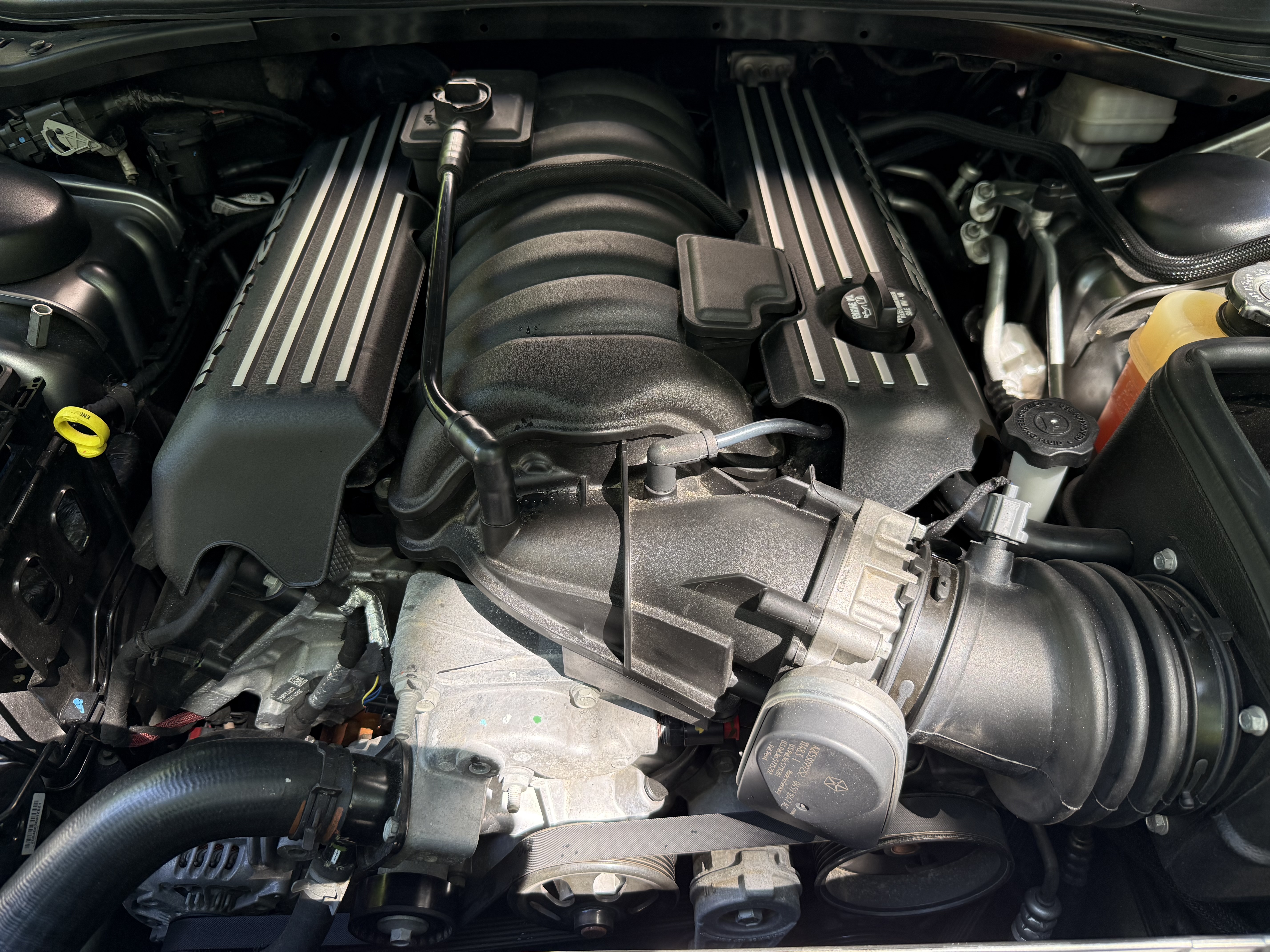 Used 2012 Dodge Challenger SRT8 RWD image 14