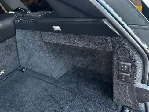 Used 2017 Land Rover Range Rover Supercharged image 16