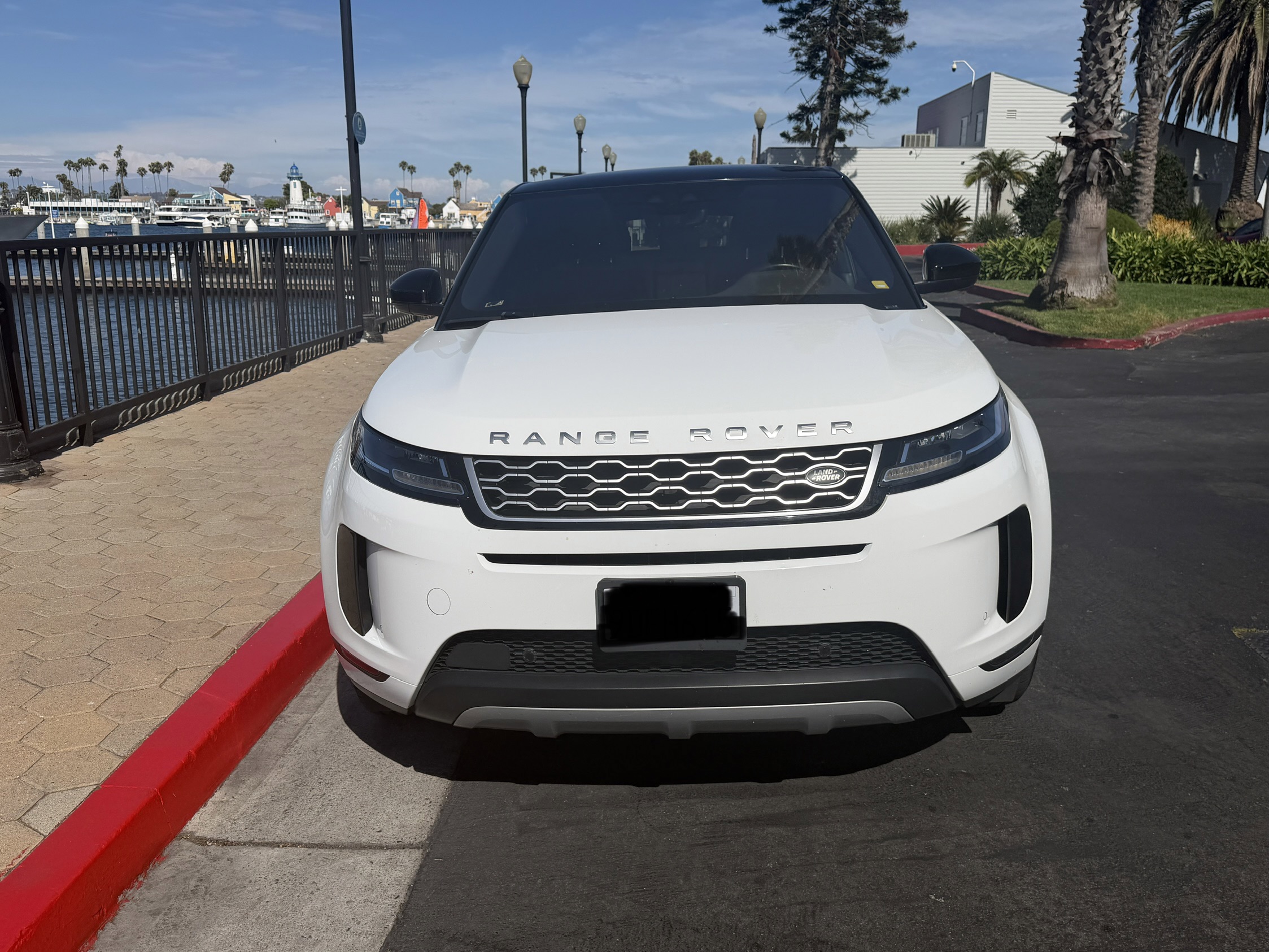 Used 2020 Land Rover Range Rover Evoque S AWD/4WD image 4