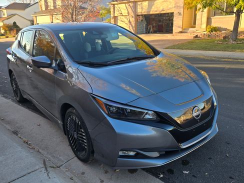 Used 2025 Nissan Leaf SV Plus image 6