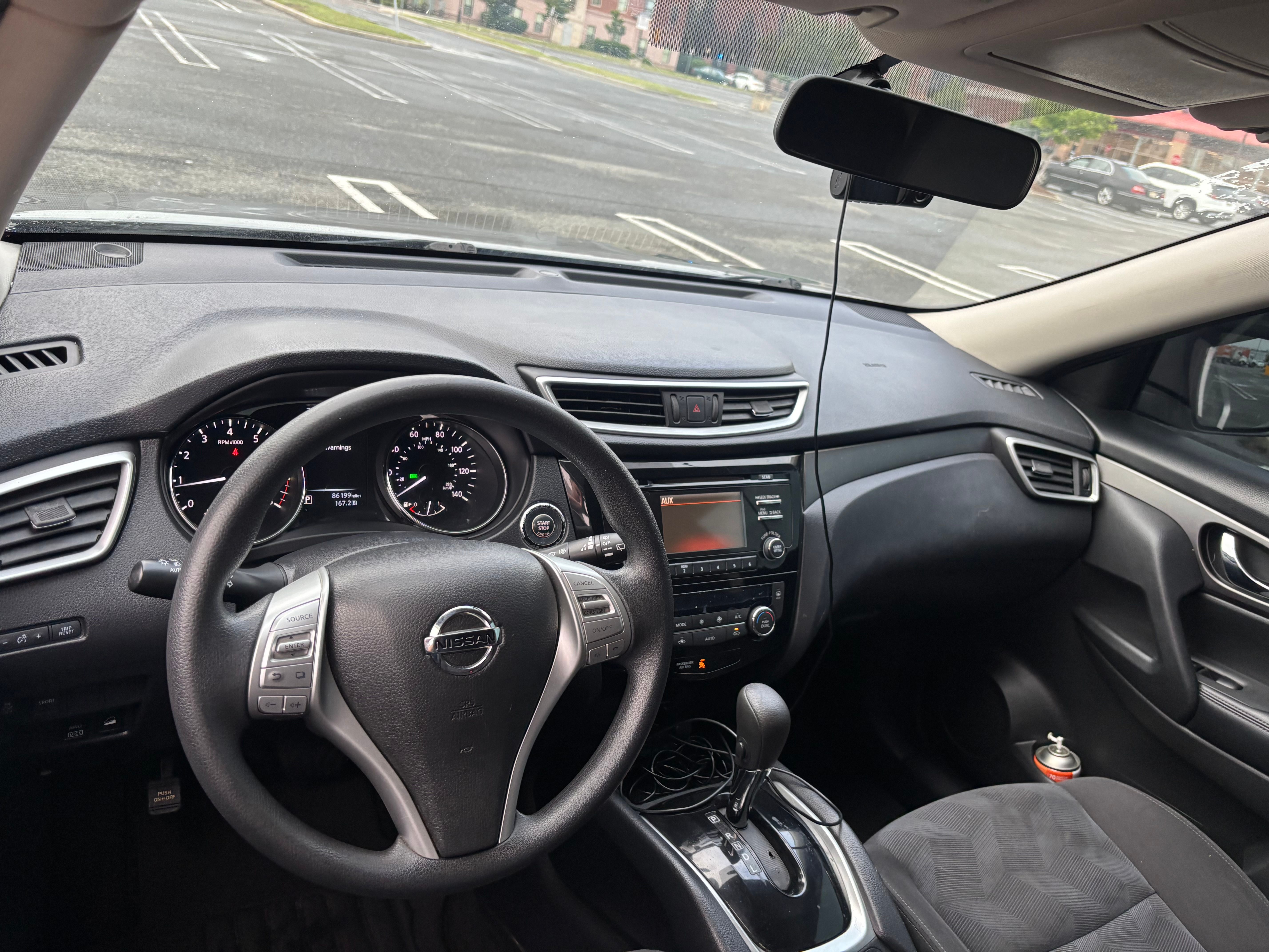 Used 2016 Nissan Rogue SV AWD/4WD image 23