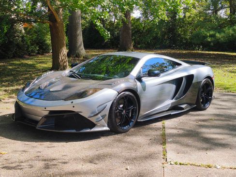 Used 2012 McLaren MP4-12C Coupe image 23