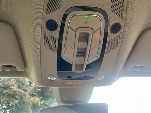 Used 2022 Audi Q5 2.0T Premium image 9