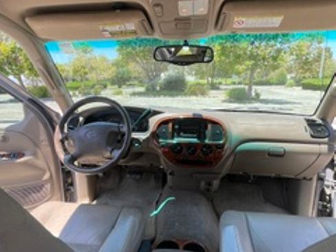 Used 2000 Toyota Tundra Limited RWD image 12